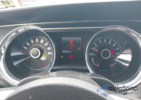 2014 Ford Mustang V6 Premium from USA, damaged, VIN 1ZVBP8AM6E5290062